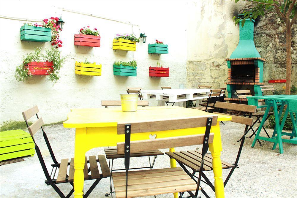 Supernova Hostel Porto Eksteriør bilde