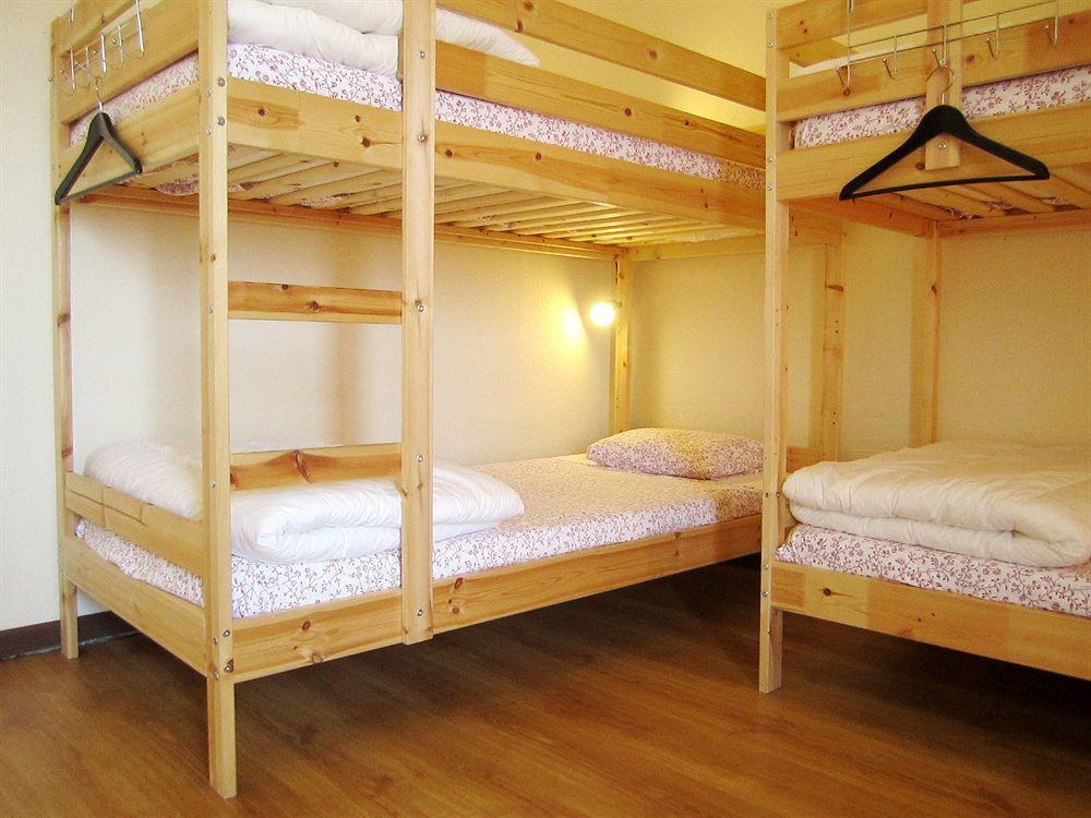 Supernova Hostel Porto Eksteriør bilde