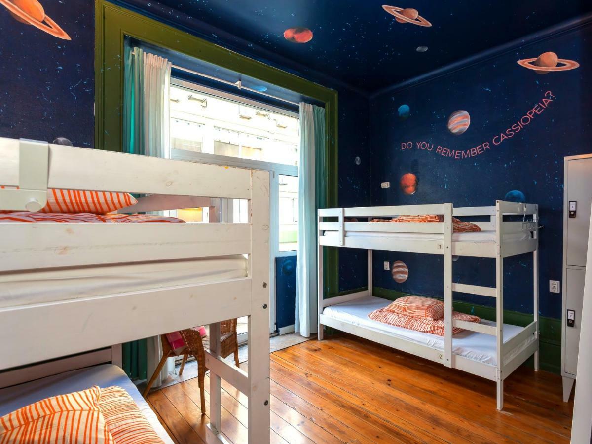 Supernova Hostel Porto Eksteriør bilde