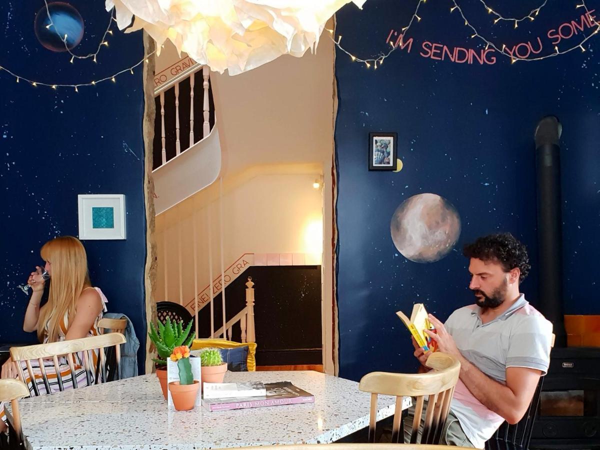 Supernova Hostel Porto Eksteriør bilde